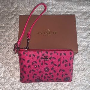 NWT Coach Wristlet